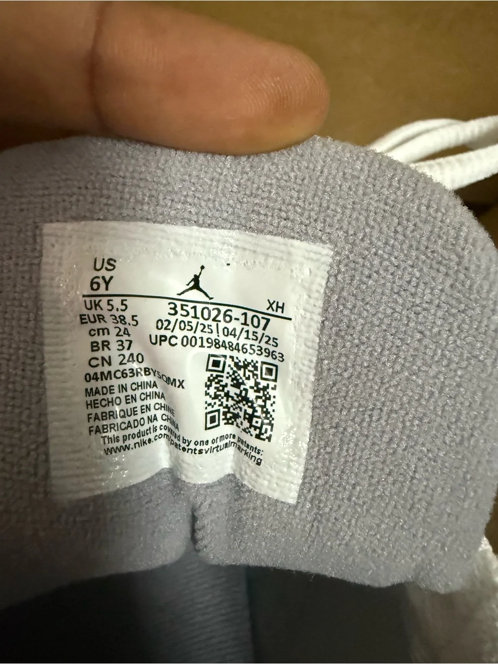 Jordan Men’s White and Gray Low-Top Sneakers